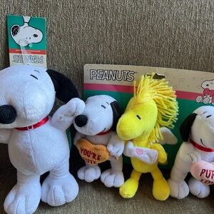 Peanuts Dog Toys Set